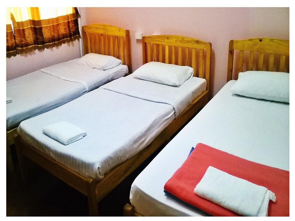Siri House Bed And Breakfast Chiang Mai Habitación foto