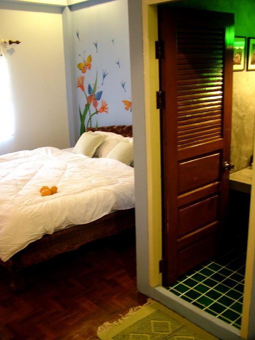 Siri House Bed And Breakfast Chiang Mai Habitación foto